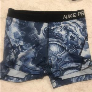 Tie dye/acrylic pour Nike pro shorts!